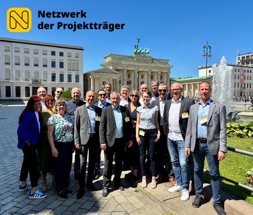 Mitarbeitende der AiF Projekt GmbH um Gesch&auml;ftsf&uuml;hrer Frank Kreller und Clemens Schumacher beim Netzwerktreffen in Berlin