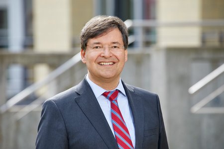 AiF Präsident Prof. Sebastian Bauer